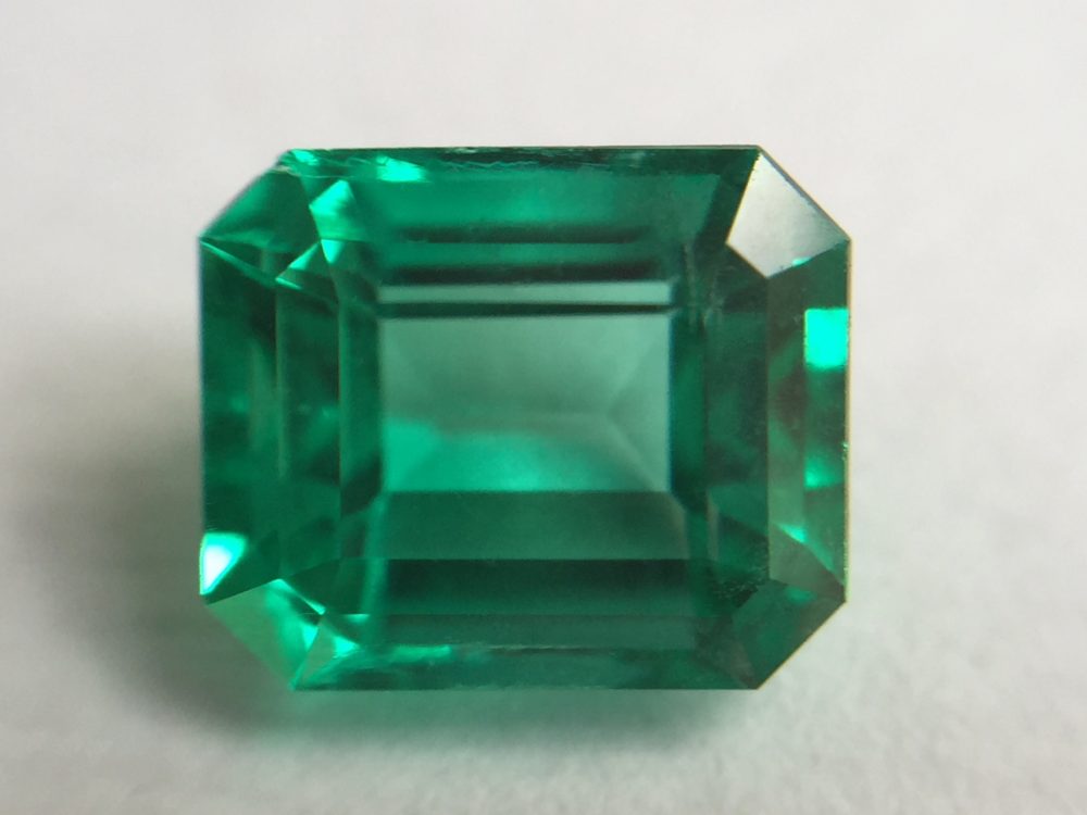 emerald cut emerald