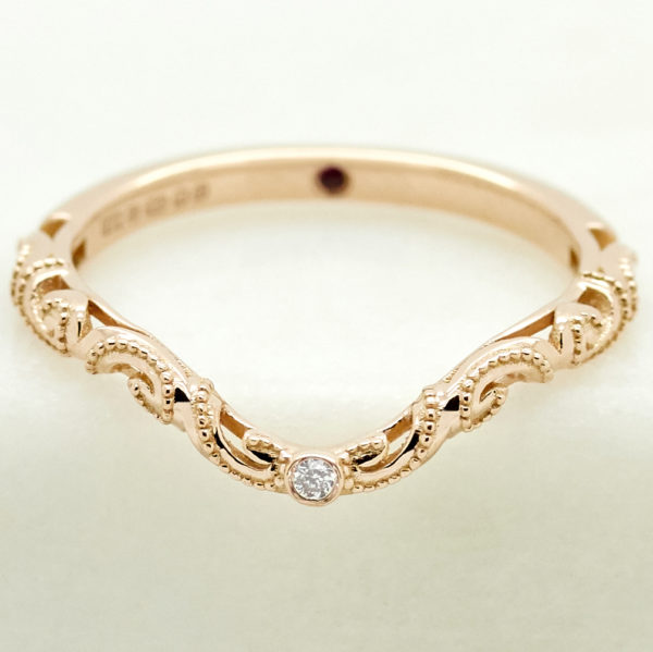 Vintage wedding band made with rose gold and filigree with milgrain