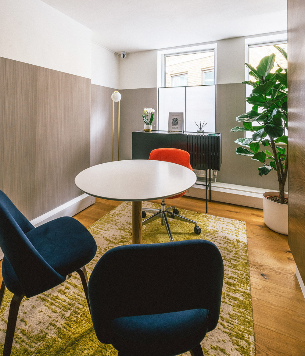Taylor and Hart london bond street consultation room
